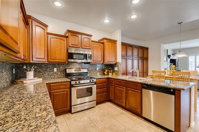 5953 Spanish Mustang Court, Las Vegas, NV 89122