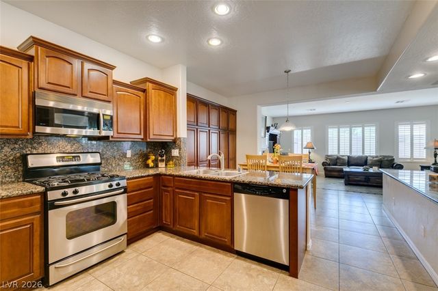 5953 Spanish Mustang Court, Las Vegas, NV 89122