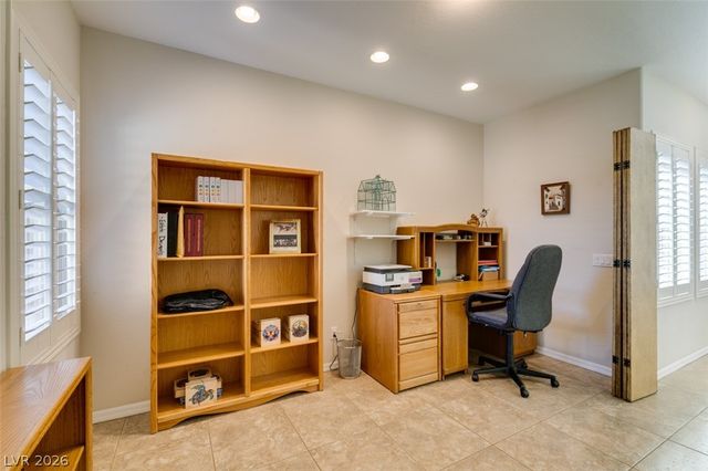 5953 Spanish Mustang Court, Las Vegas, NV 89122