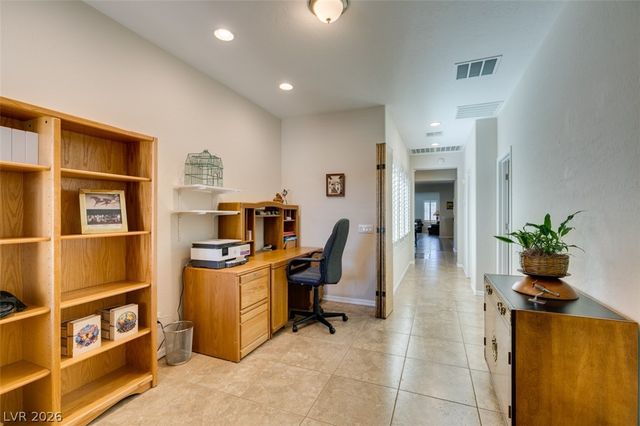 5953 Spanish Mustang Court, Las Vegas, NV 89122