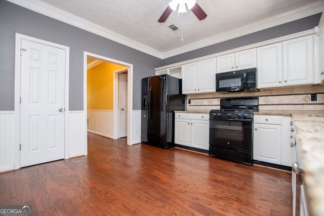 955 Pointers Way, Lawrenceville, GA 30043