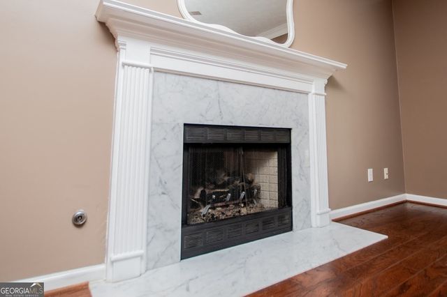 955 Pointers Way, Lawrenceville, GA 30043