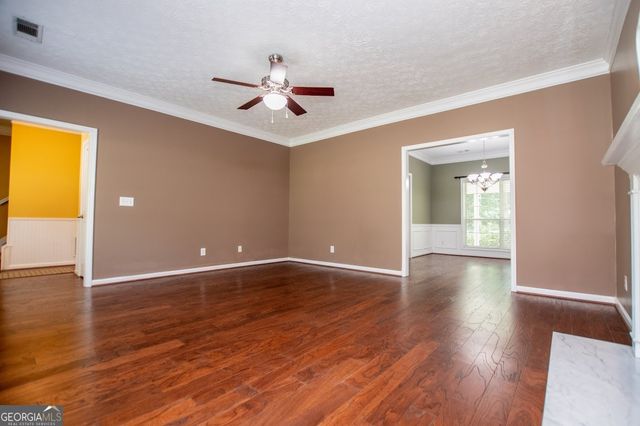 955 Pointers Way, Lawrenceville, GA 30043