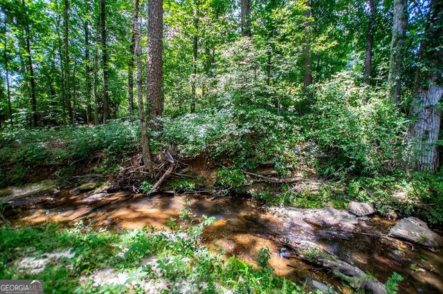 955 Pointers Way, Lawrenceville, GA 30043