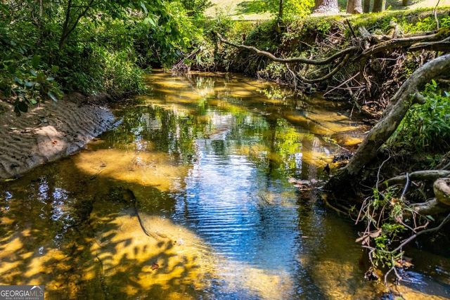 955 Pointers Way, Lawrenceville, GA 30043