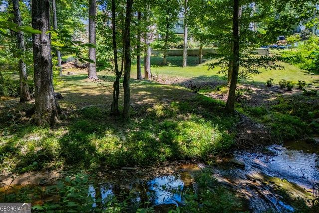 955 Pointers Way, Lawrenceville, GA 30043