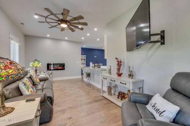 616 New Bethel Road, Piney Flats, TN 37686