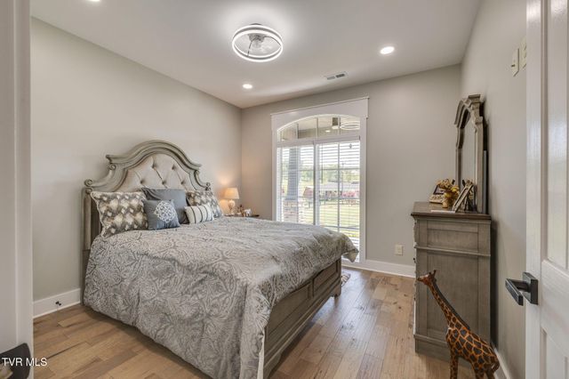 616 New Bethel Road, Piney Flats, TN 37686