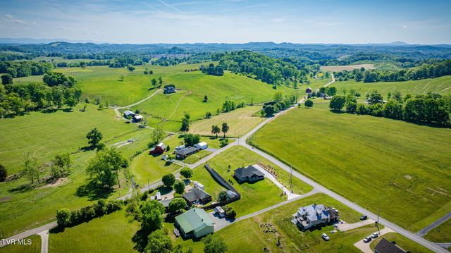 616 New Bethel Road, Piney Flats, TN 37686