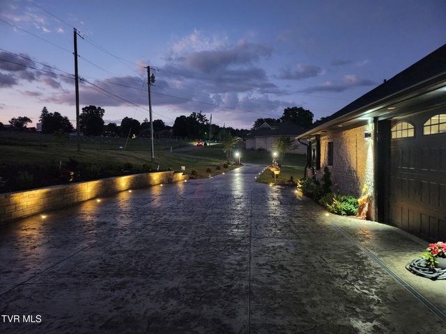 616 New Bethel Road, Piney Flats, TN 37686