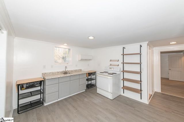 15 Eastlan Drive, Greenville, SC 29607