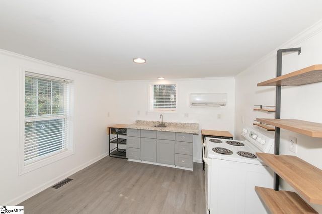 15 Eastlan Drive, Greenville, SC 29607