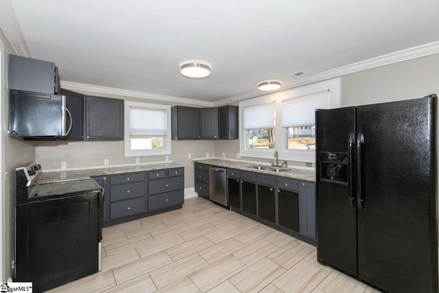 15 Eastlan Drive, Greenville, SC 29607