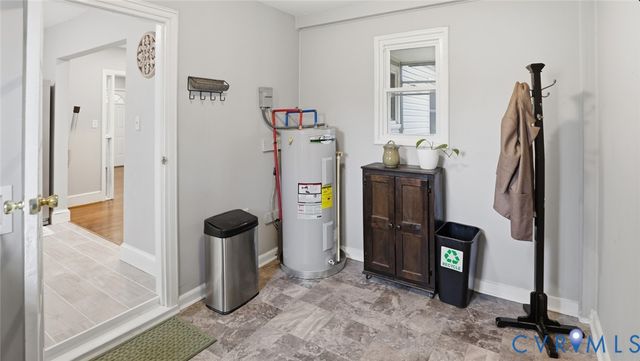 200 Moore Ave, Colonial Heights, VA 23834