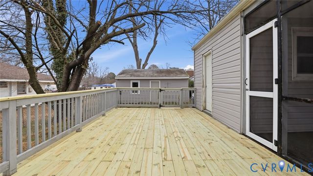 200 Moore Ave, Colonial Heights, VA 23834