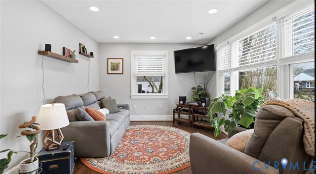 200 Moore Ave, Colonial Heights, VA 23834