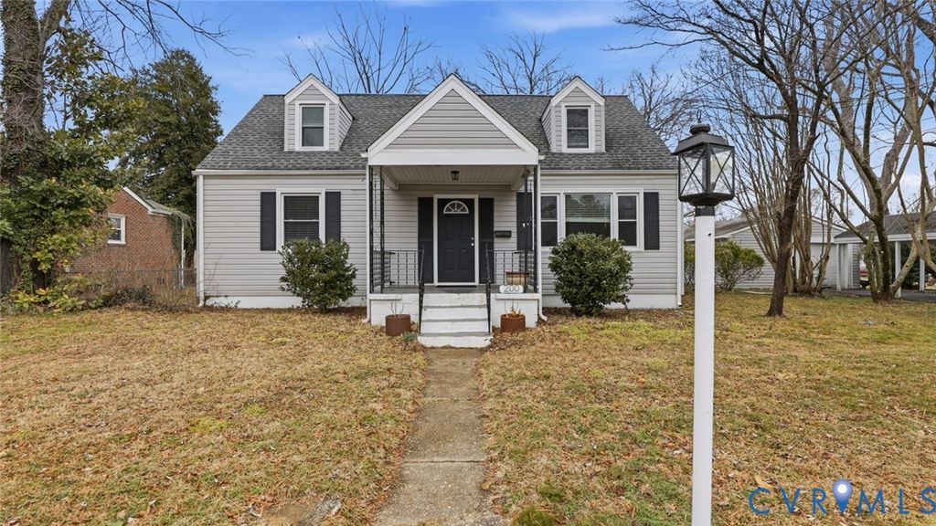 200 Moore Ave, Colonial Heights, VA 23834