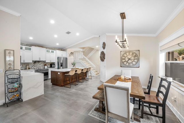 7505 NW 65th Lane, Parkland, FL 33067