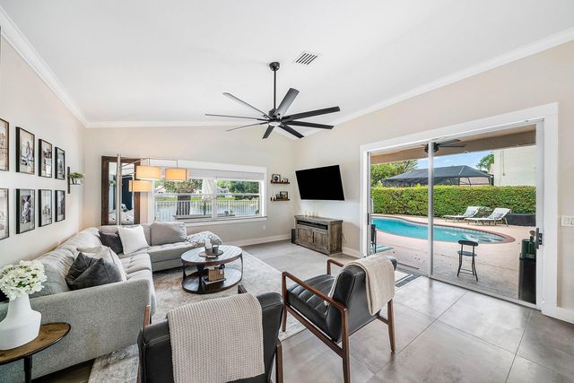 7505 NW 65th Lane, Parkland, FL 33067