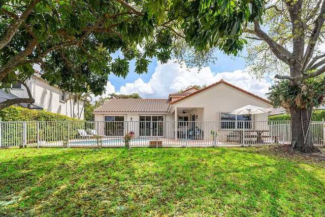 7505 NW 65th Lane, Parkland, FL 33067