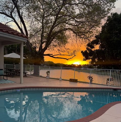 7505 NW 65th Lane, Parkland, FL 33067