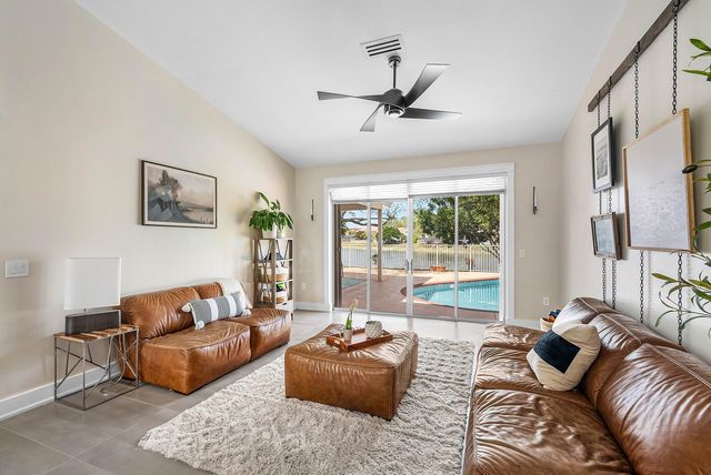 7505 NW 65th Lane, Parkland, FL 33067