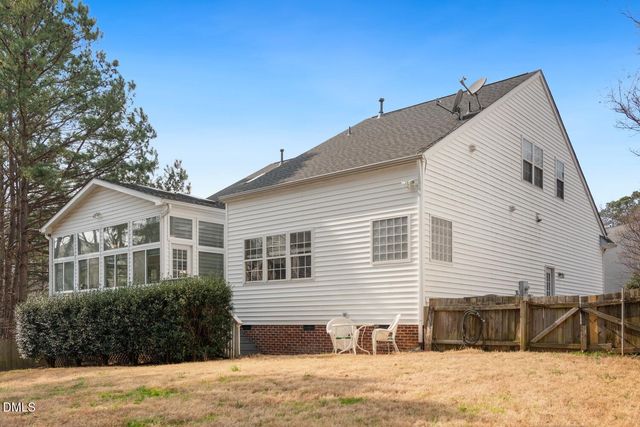1086 Mosstree Drive, Apex, NC 27502