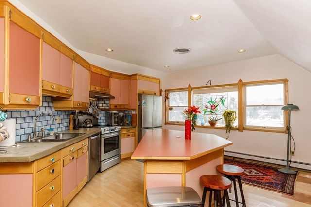 14 Travers Street, Gardner, MA 01440