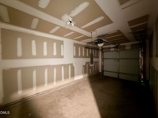 1105 Hope Farm Drive, Tarboro, NC 27886