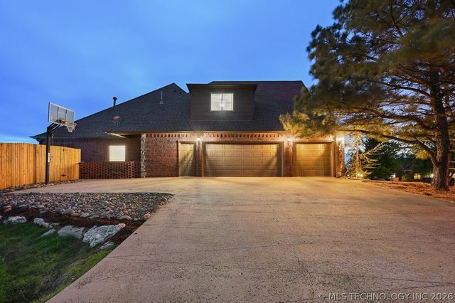 21192 E 112th Street S, Broken Arrow, OK 74014