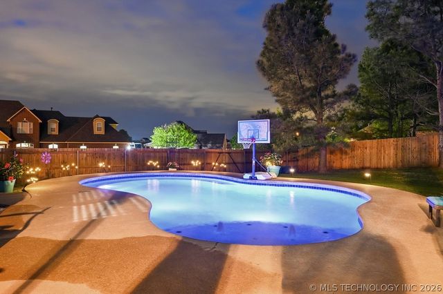 21192 E 112th Street S, Broken Arrow, OK 74014