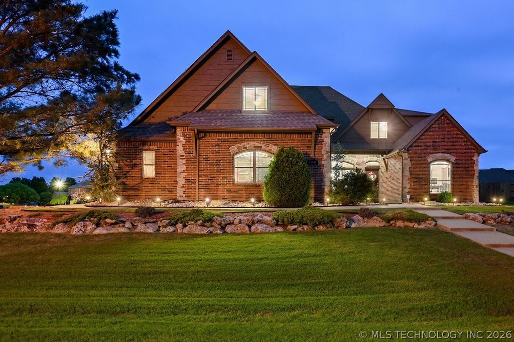 21192 E 112th Street S, Broken Arrow, OK 74014