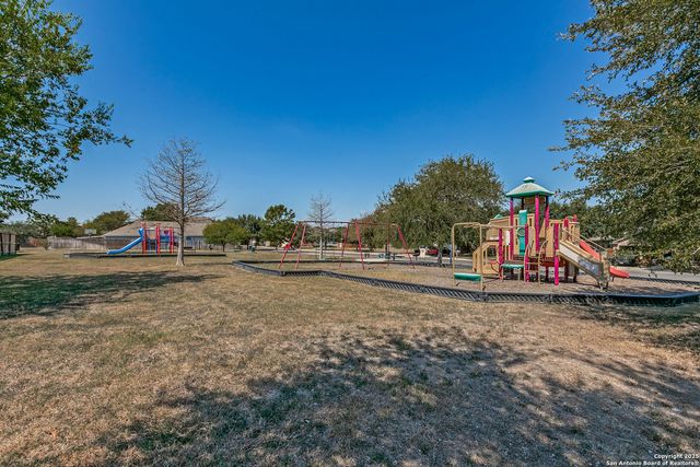 1710 Shieldhall, San Antonio, TX 78245