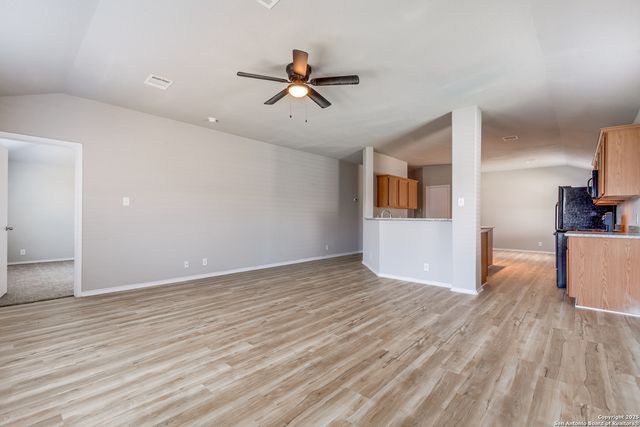 1710 Shieldhall, San Antonio, TX 78245