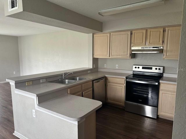 13929 FAIRWAY ISLAND DRIVE 821, Orlando, FL 32837