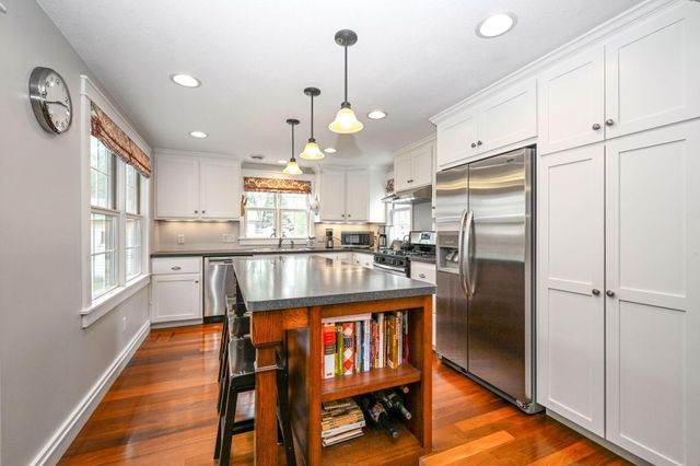 2837 Georgia Avenue S, Saint Louis Park, MN 55426