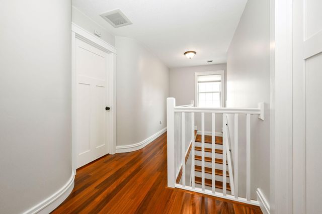 2837 Georgia Avenue S, Saint Louis Park, MN 55426