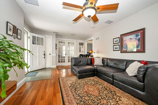 2837 Georgia Avenue S, Saint Louis Park, MN 55426
