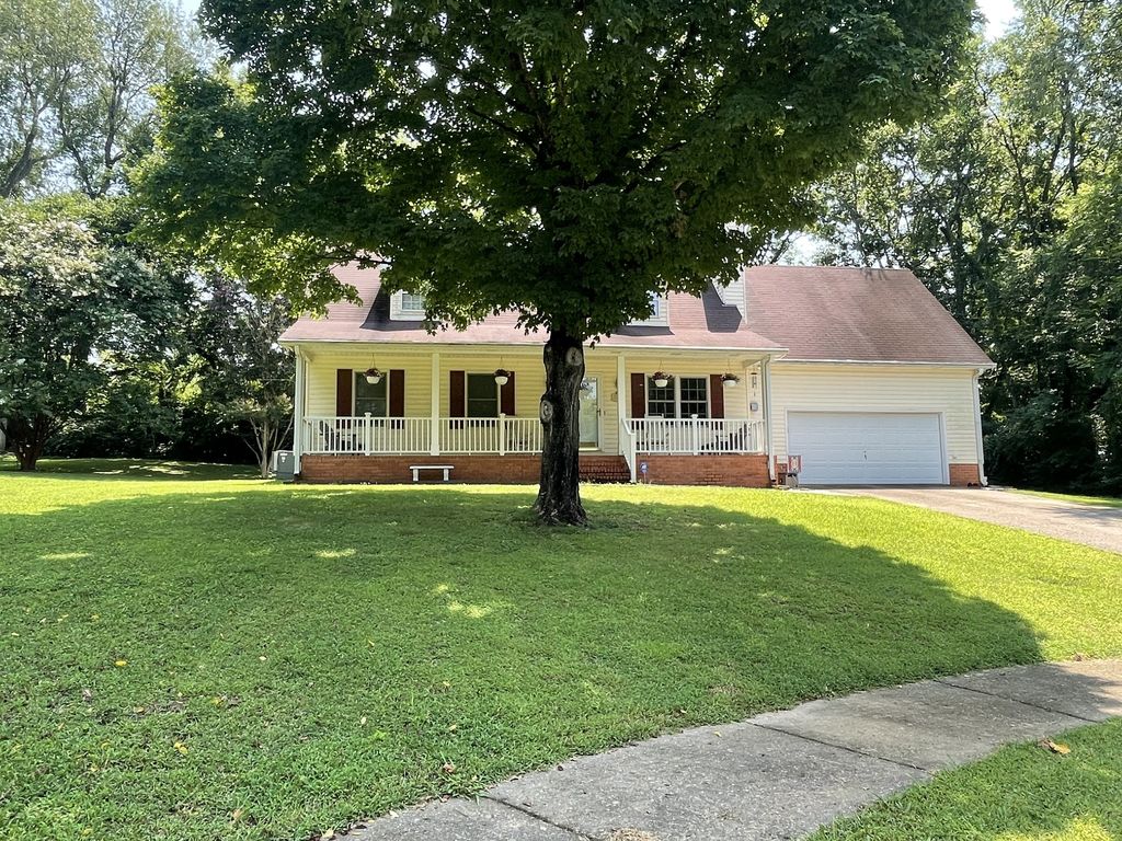 632 Glencoe Ct, Franklin, TN 37064