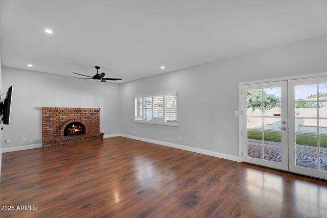 2542 W Nopal Avenue, Mesa, AZ 85202