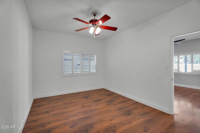 2542 W Nopal Avenue, Mesa, AZ 85202