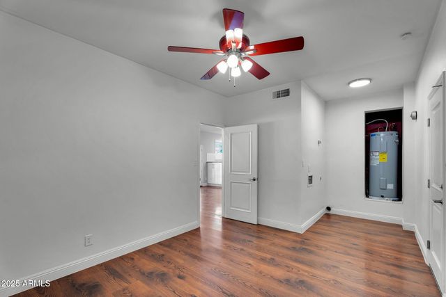 2542 W Nopal Avenue, Mesa, AZ 85202