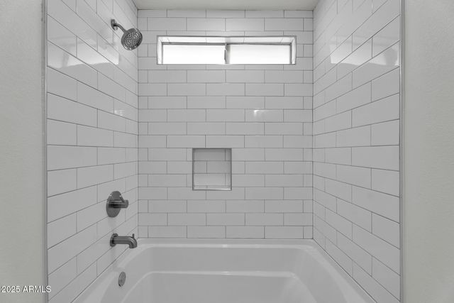 2542 W Nopal Avenue, Mesa, AZ 85202