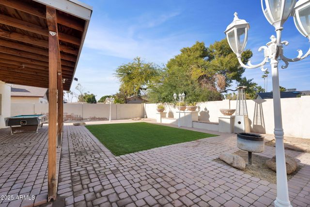 2542 W Nopal Avenue, Mesa, AZ 85202