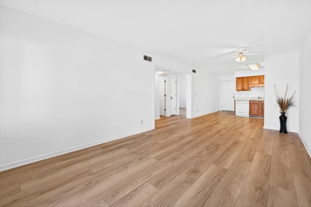 1400 Ocean Boulevard 203-A, Isle Of Palms, SC 29451