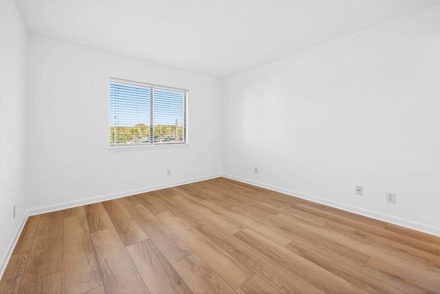 1400 Ocean Boulevard 203-A, Isle Of Palms, SC 29451