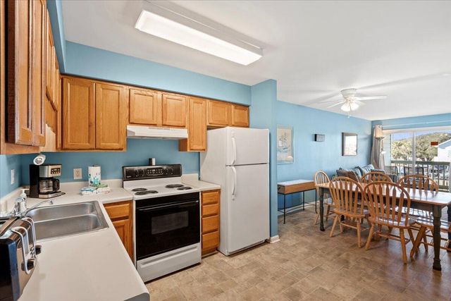 1400 Ocean Boulevard 203-A, Isle Of Palms, SC 29451