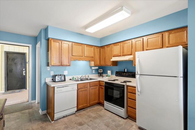 1400 Ocean Boulevard 203-A, Isle Of Palms, SC 29451