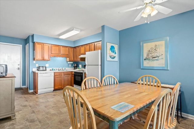 1400 Ocean Boulevard 203-A, Isle Of Palms, SC 29451