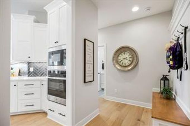 8004 Round Prairie Street, Shawnee, KS 66220